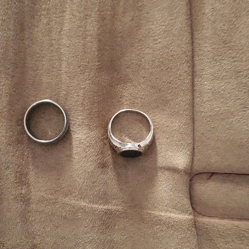 Size 8 stainless steel silver